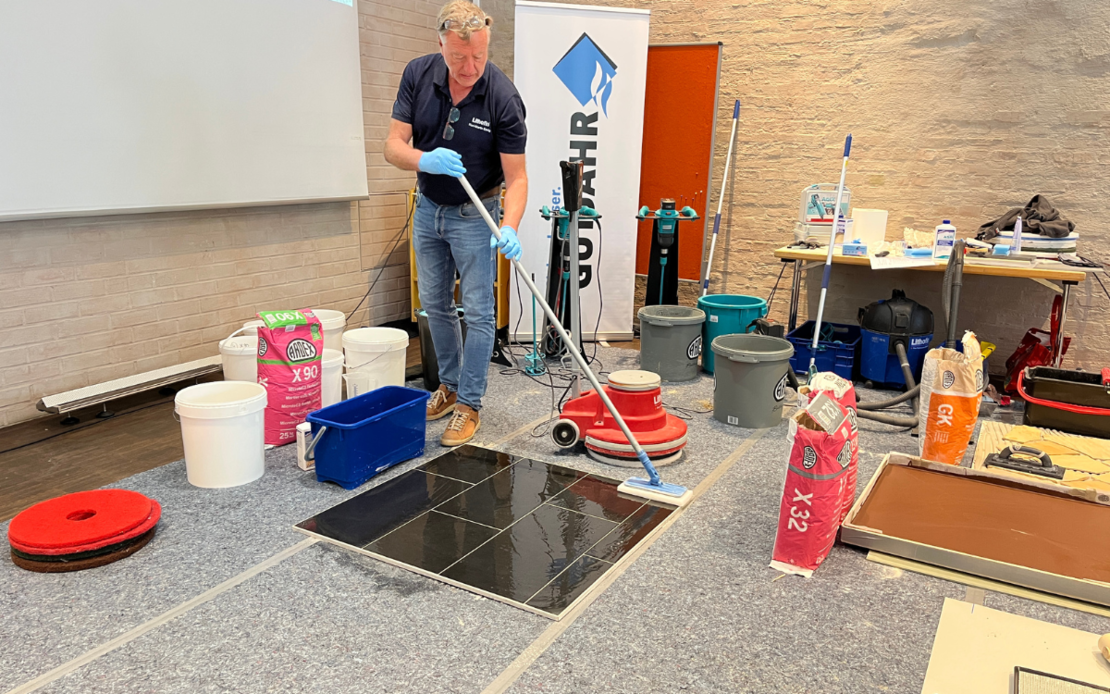 [Translate to Nederlands - BE:] Praxis Lithofin bei Natursteinschulung Bamberg